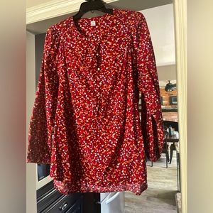 Cotton floral tunic top with buttons - worn one time ! Like new condition!